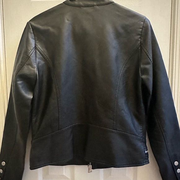 Levi’s Ladies Black Faux Vegan Leather Zip Biker Jacket Women’s Size SMALL NEW - Picture 4 of 12